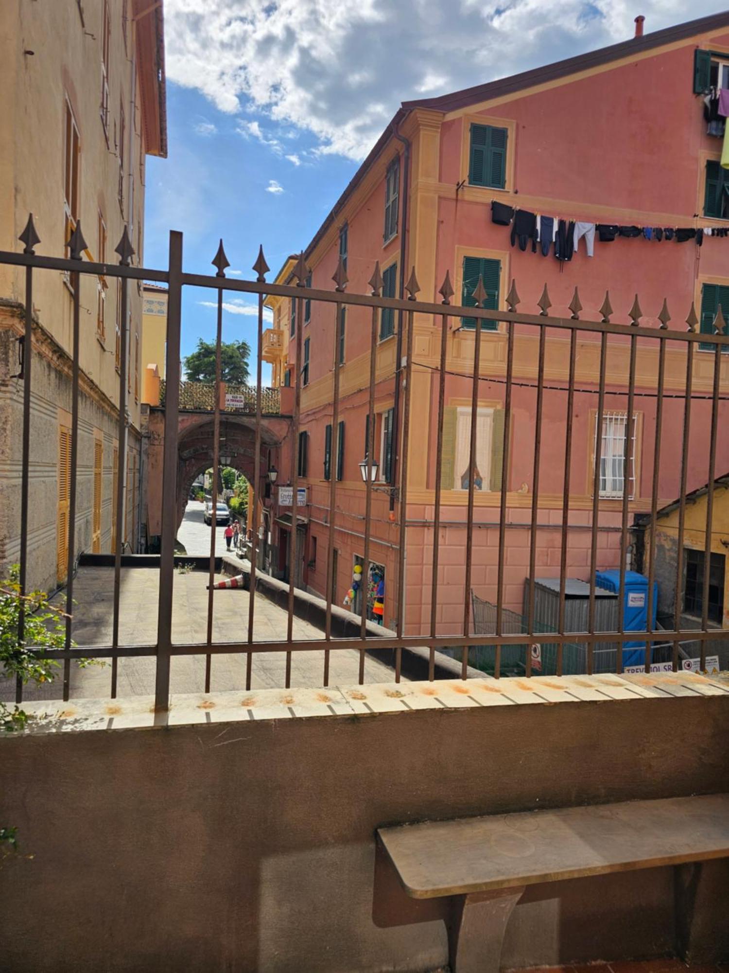 Casa Atena, Spaziosa, Romantica Con Idromassaggio Privato Varazze Exterior foto